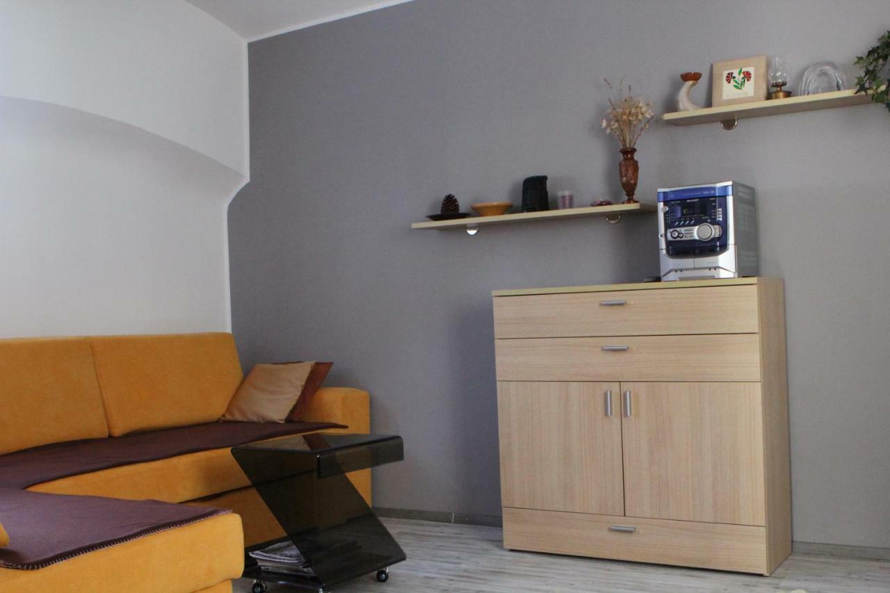 Apartma Lipa Мойстрана Екстер'єр фото